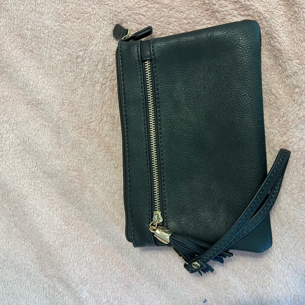 Gray clutch